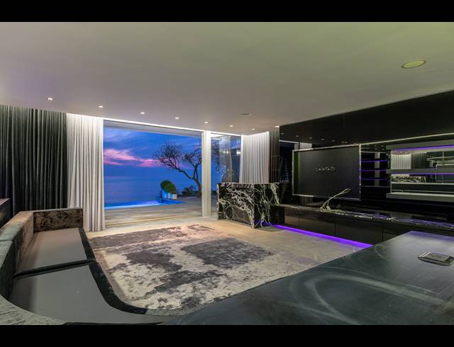 3 BEDROOM HOUSE TO LET IN CAMPS BAY